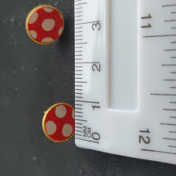 Sweet polka-dot EARRINGS. - Picture 4 of 4